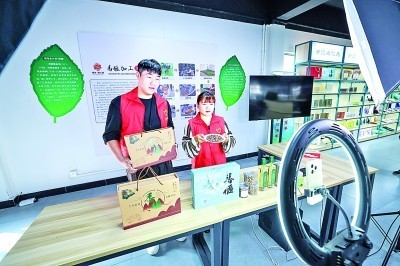 完美体育直播电商：出现新趋势亟待更规范(图3)